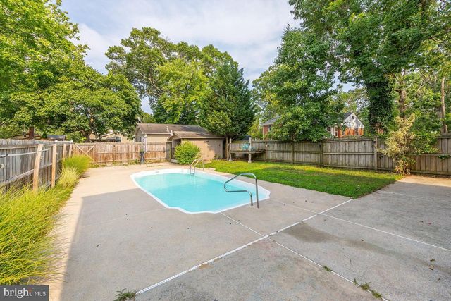 211 N 12TH ST N, Millville, NJ 08332