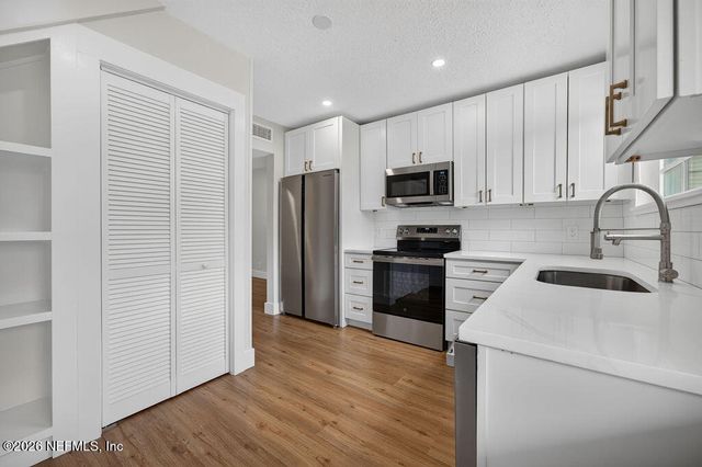 2247 RIVERSIDE Avenue 3, Jacksonville, FL 32204