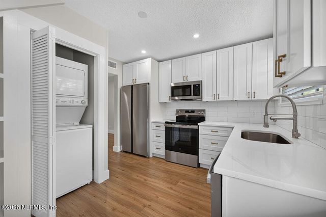 2247 RIVERSIDE Avenue 3, Jacksonville, FL 32204