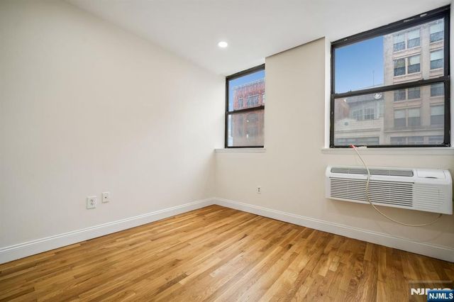 111 Mulberry Street 2C, Newark, NJ 07102