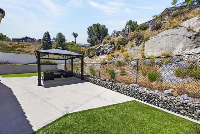 2409 Pimlico pl, Alpine, CA 91901
