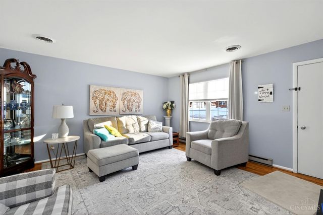 815 Hartz Drive, Lebanon, OH 45036