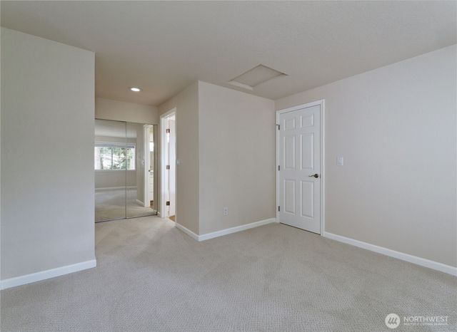 6616 114th Avenue SE, Bellevue, WA 98006