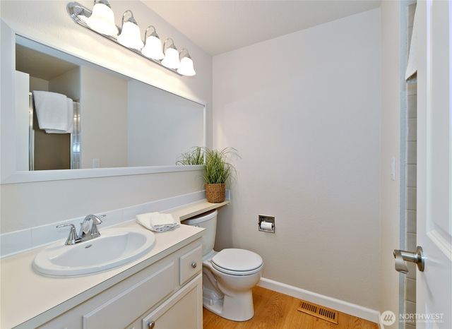 6616 114th Avenue SE, Bellevue, WA 98006