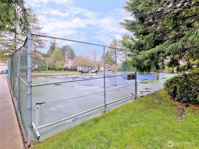 6616 114th Avenue SE, Bellevue, WA 98006