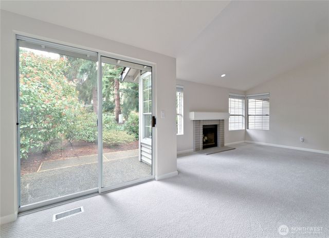 6616 114th Avenue SE, Bellevue, WA 98006