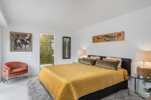 2545 S Gene Autry Trail E, Palm Springs, CA 92264