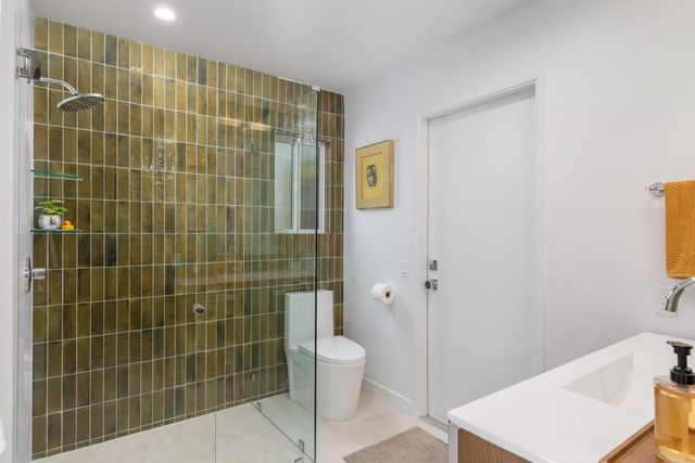 2545 S Gene Autry Trail E, Palm Springs, CA 92264