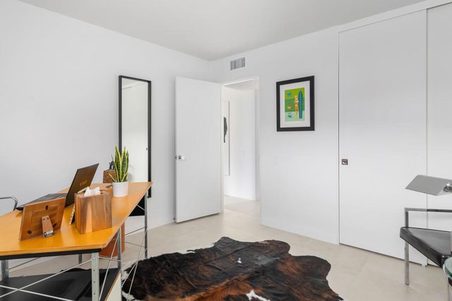 2545 S Gene Autry Trail E, Palm Springs, CA 92264