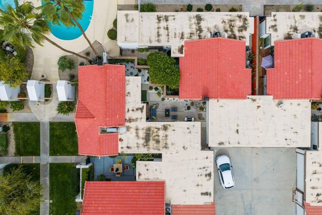 2545 S Gene Autry Trail E, Palm Springs, CA 92264