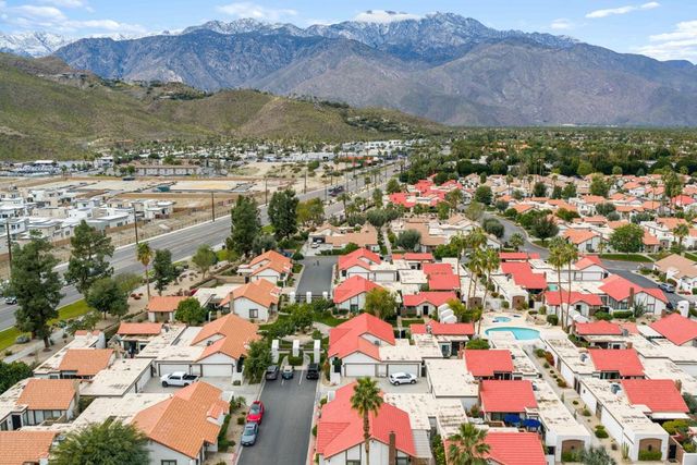 2545 S Gene Autry Trail E, Palm Springs, CA 92264