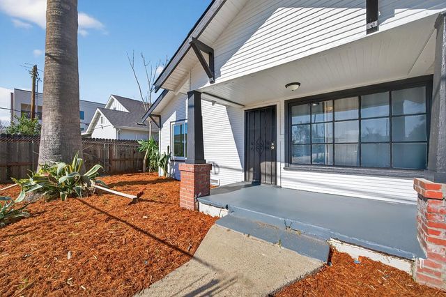 3325 12th Ave, Sacramento, CA 95817