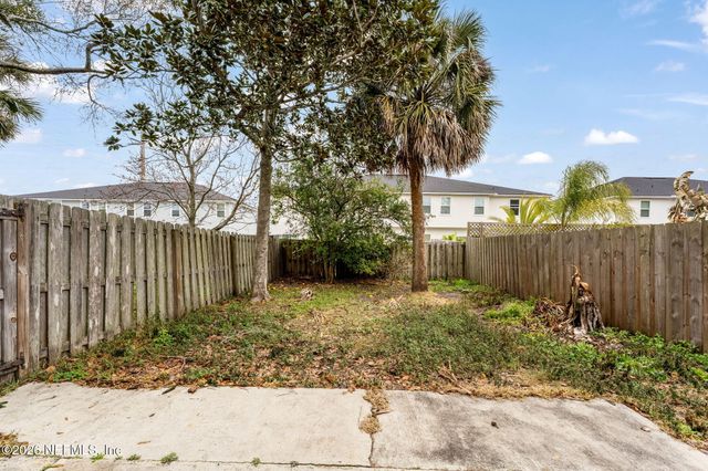 851 6TH Avenue S, Jacksonville Beach, FL 32250