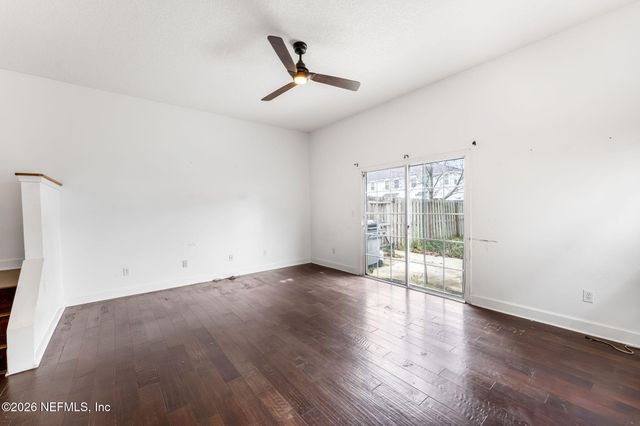 851 6TH Avenue S, Jacksonville Beach, FL 32250