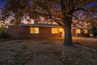 8802 Candelaria Road NE, Albuquerque, NM 87112