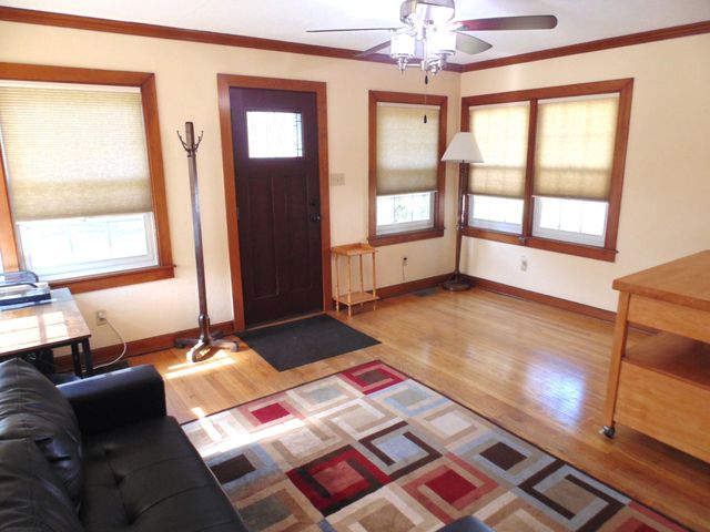 5332 Central Avenue, Portage, IN 46368