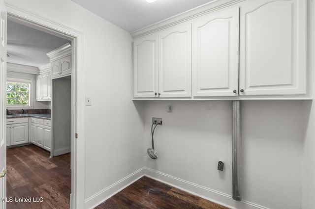 125 Lakeview Drive, Canton, MS 39046