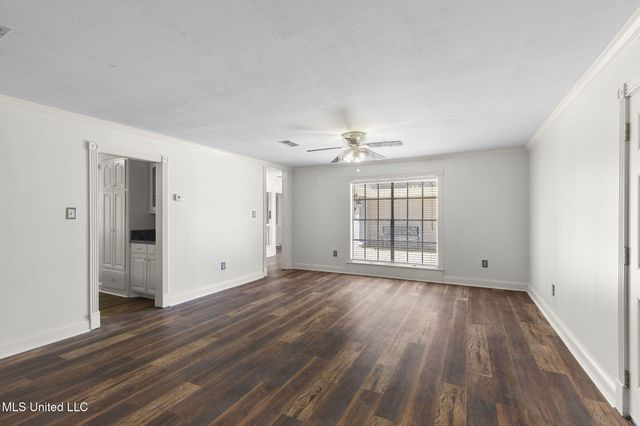 125 Lakeview Drive, Canton, MS 39046