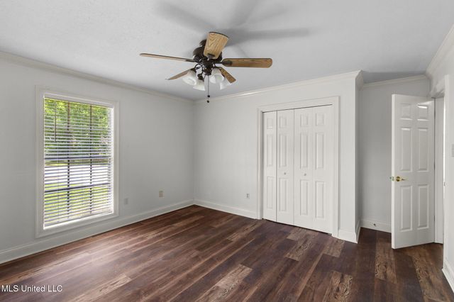 125 Lakeview Drive, Canton, MS 39046