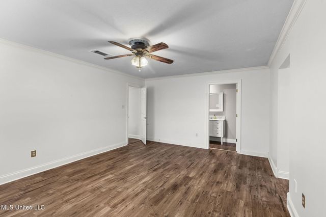 125 Lakeview Drive, Canton, MS 39046