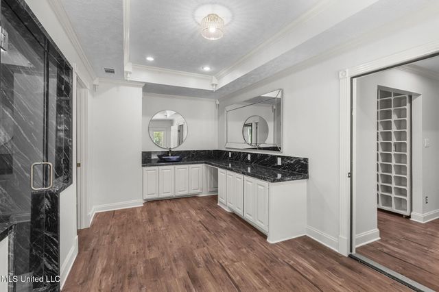 125 Lakeview Drive, Canton, MS 39046