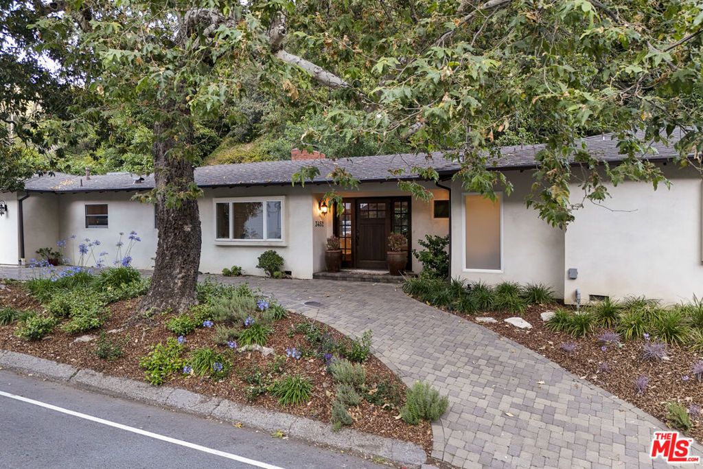 3452 Mandeville Canyon Road, Los Angeles, CA 90049 — exterior
