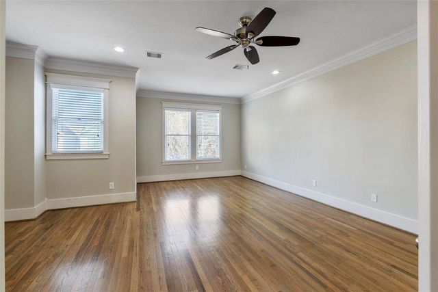 434 W 27th Street, Houston, TX 77008
