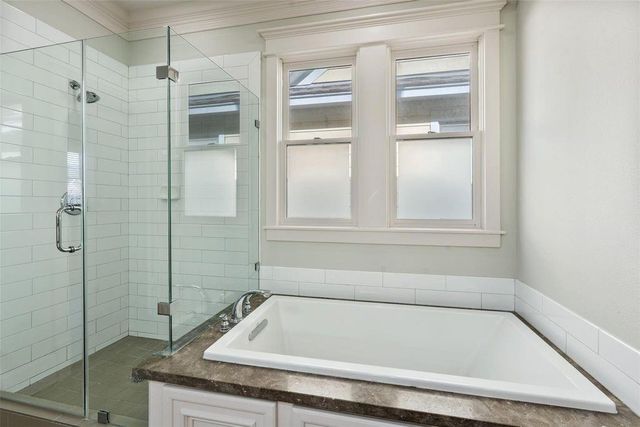 434 W 27th Street, Houston, TX 77008