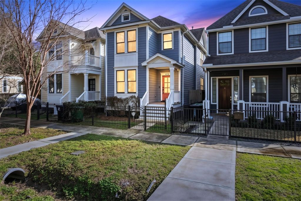 434 W 27th Street, Houston, TX 77008