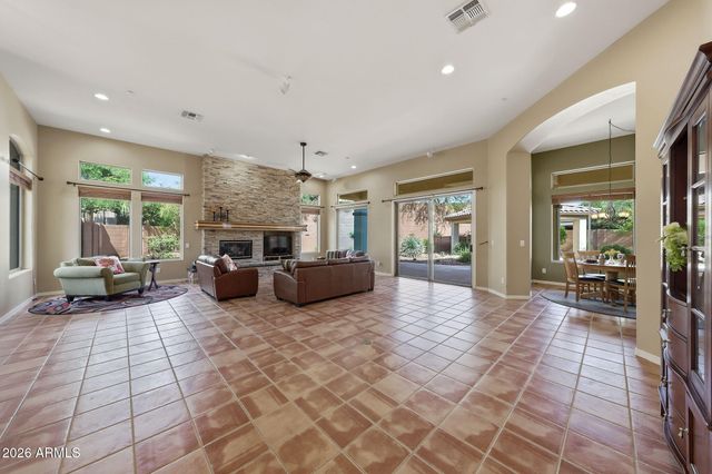 2129 W LEGENDS Way, Anthem, AZ 85086