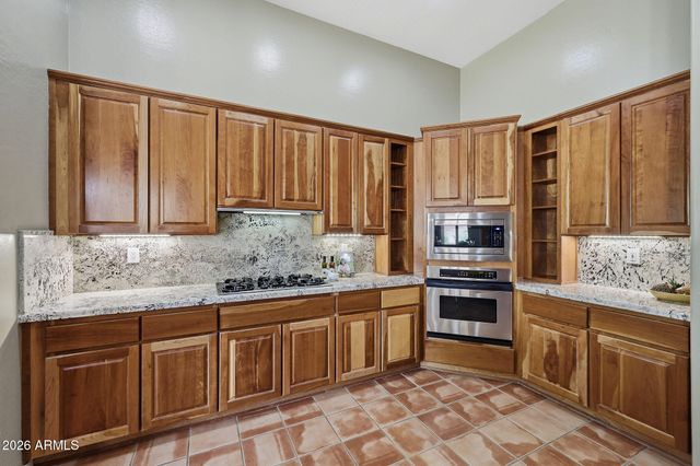 2129 W LEGENDS Way, Anthem, AZ 85086