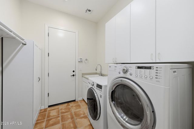 2129 W LEGENDS Way, Anthem, AZ 85086