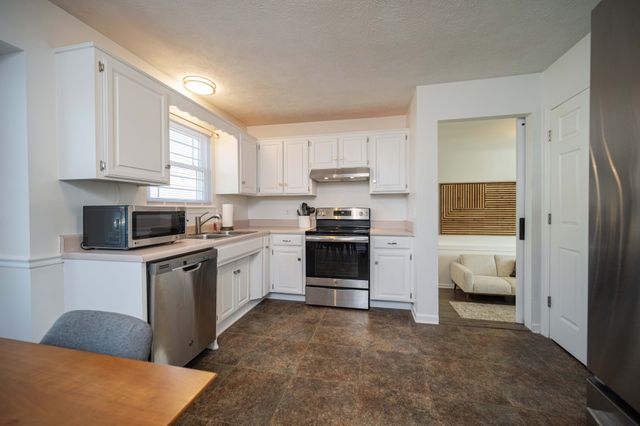 642 Rock Springs Rd, Smyrna, TN 37167