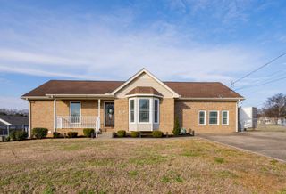 642 Rock Springs Rd, Smyrna, TN 37167