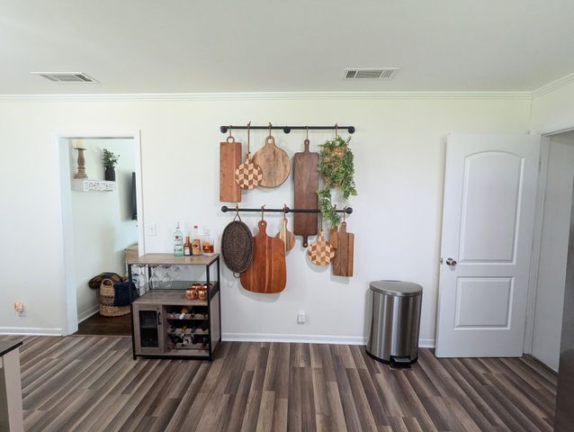 617 Skyline Dr, Columbia, TN 38401