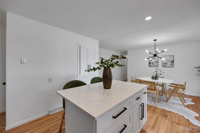 12191 Lake Meade Drive, St Louis, MO 63146
