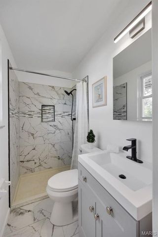 12191 Lake Meade Drive, St Louis, MO 63146