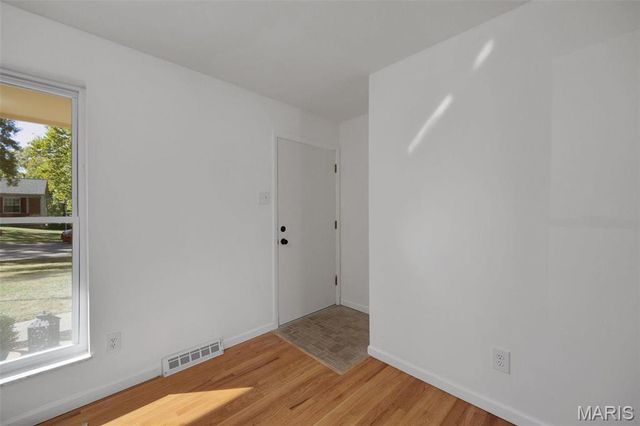 12191 Lake Meade Drive, St Louis, MO 63146