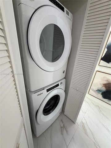 2000 Metropica Way 2108, Sunrise, FL 33323