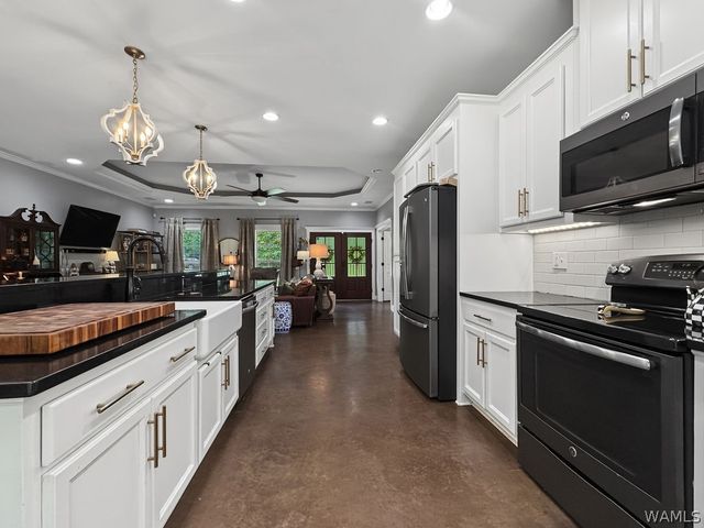 17023 Buffalo Ridge, Northport, AL 35475