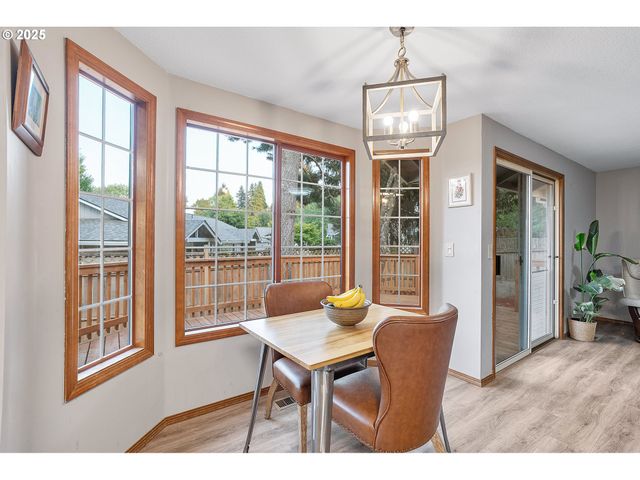 20168 Sw TILLAMOOK Ct, Tualatin, OR 97062