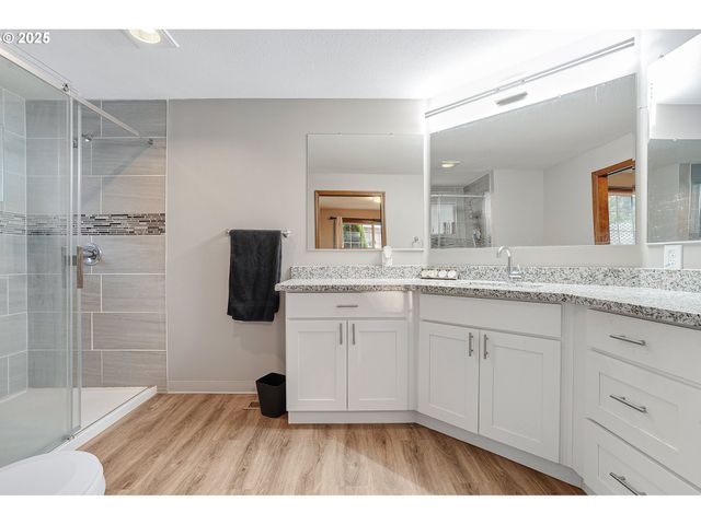 20168 Sw TILLAMOOK Ct, Tualatin, OR 97062