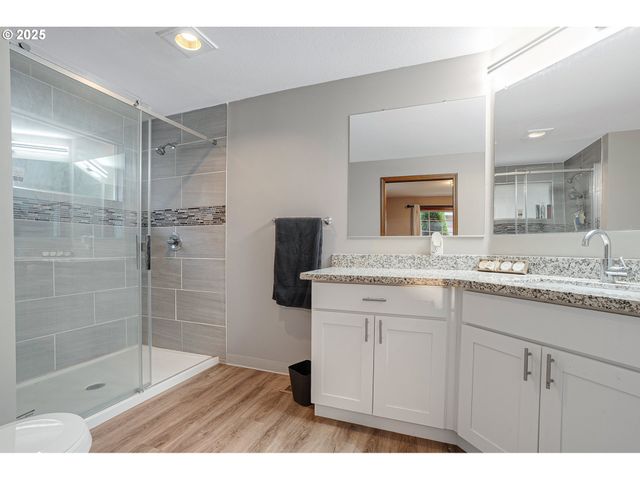 20168 Sw TILLAMOOK Ct, Tualatin, OR 97062