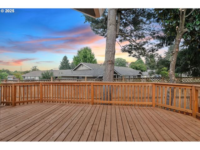 20168 Sw TILLAMOOK Ct, Tualatin, OR 97062