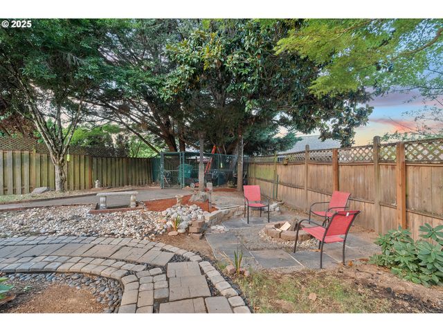 20168 Sw TILLAMOOK Ct, Tualatin, OR 97062