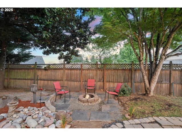 20168 Sw TILLAMOOK Ct, Tualatin, OR 97062