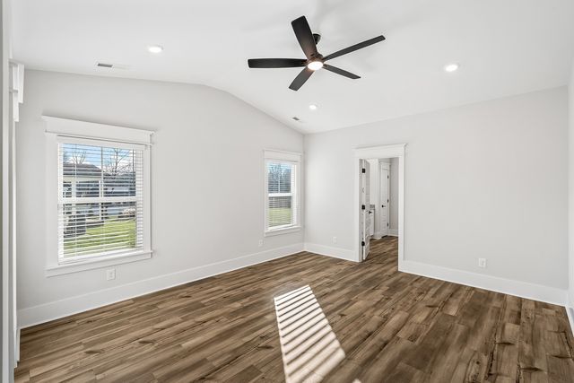 749 Brownlow Road, White House, TN 37188