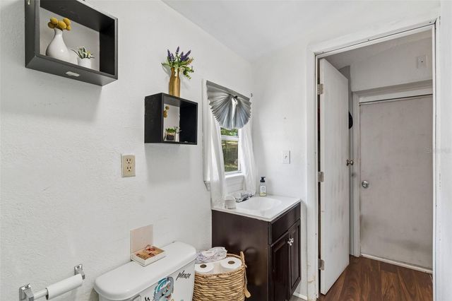 6527 ANGUS VALLEY DRIVE, Wesley Chapel, FL 33544