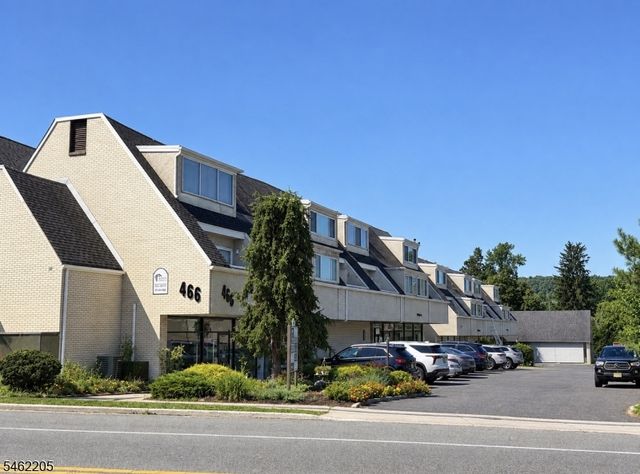 466 Pompton Ave F, Cedar Grove Twp., NJ 07009