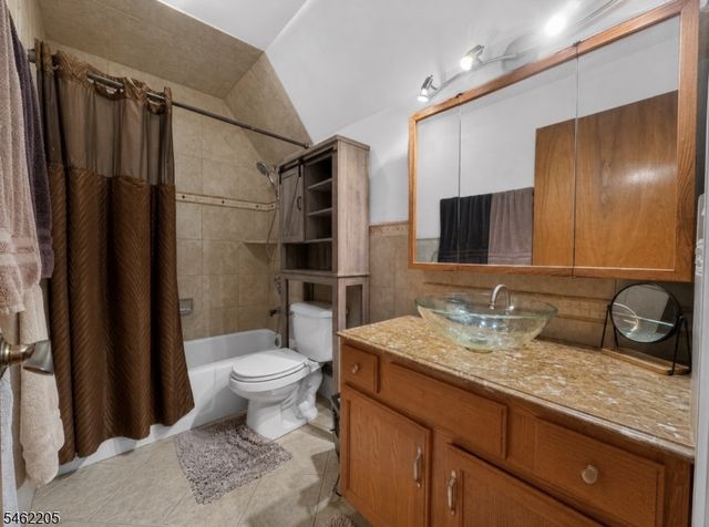 466 Pompton Ave F, Cedar Grove Twp., NJ 07009